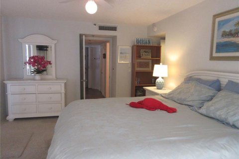 Condominio en venta en Daytona Beach, Florida, 2 dormitorios, 134.24 m2 № 2215050 - foto 18