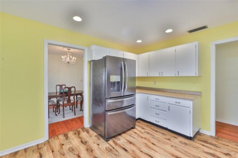 Villa ou maison à vendre à Sun City Center, Floride: 2 chambres, 188.41 m2 № 1795073 - photo 10