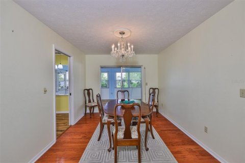 Villa ou maison à vendre à Sun City Center, Floride: 2 chambres, 188.41 m2 № 1795073 - photo 11