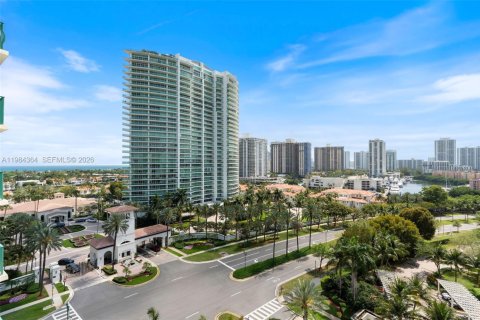 Купить кондоминиум в Авентура, Флорида 2 спальни, 116.78м2, № 2253479 - фото 29
