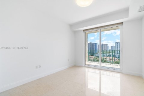 Купить кондоминиум в Авентура, Флорида 2 спальни, 116.78м2, № 2253479 - фото 23