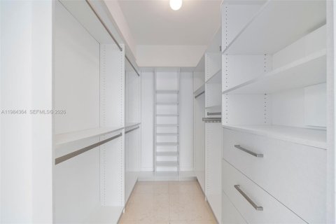 Купить кондоминиум в Авентура, Флорида 2 спальни, 116.78м2, № 2253479 - фото 21