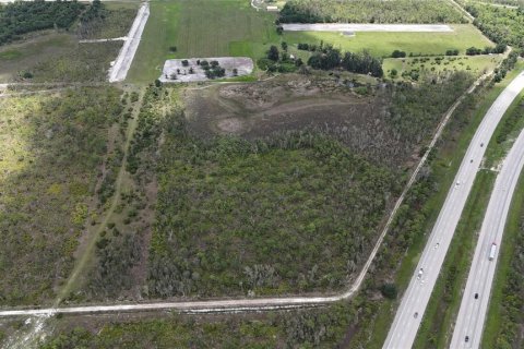 Land in North Fort Myers, Florida № 1791266 - photo 3