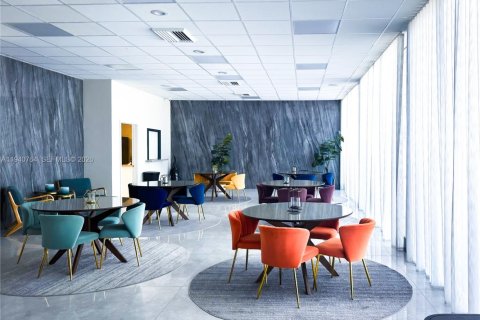 Copropriété à louer à Hallandale Beach, Floride: 2 chambres, 113.53 m2 № 1999877 - photo 17