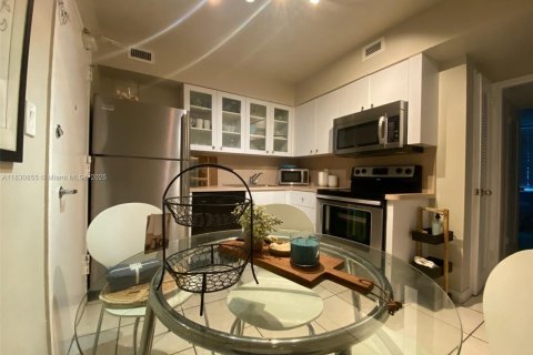 Copropriété à louer à Miami Beach, Floride: 2 chambres, 95.69 m2 № 1807121 - photo 6