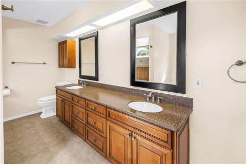 Casa en venta en Seminole, Florida, 4 dormitorios, 232.26 m2 № 2425827 - foto 12