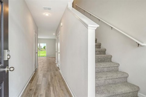 Townhouse in Lakewood Ranch, Florida 3 bedrooms, 136.01 sq.m. № 1906045 - photo 6