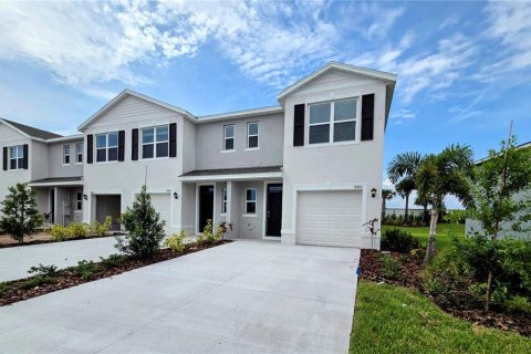Townhouse in Lakewood Ranch, Florida 3 bedrooms, 136.01 sq.m. № 1906045 - photo 2