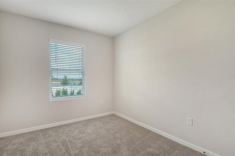 Townhouse in Lakewood Ranch, Florida 3 bedrooms, 136.01 sq.m. № 1906045 - photo 22