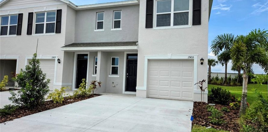 Townhouse in Lakewood Ranch, Florida 3 bedrooms, 136.01 sq.m. № 1906045
