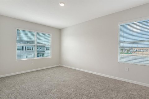 Townhouse in Lakewood Ranch, Florida 3 bedrooms, 136.01 sq.m. № 1906045 - photo 15