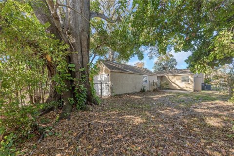 House in Saint Petersburg, Florida 2 bedrooms, 62.43 sq.m. № 2099637 - photo 2