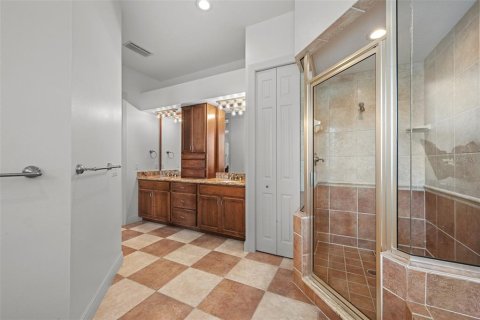 House in Tampa, Florida 5 bedrooms, 370.12 sq.m. № 1690620 - photo 27