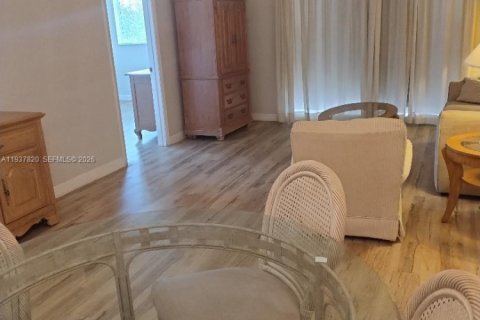 Condo in Davie, Florida, 2 bedrooms  № 1996179 - photo 7