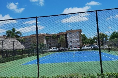 Condo in Davie, Florida, 2 bedrooms  № 1996179 - photo 9
