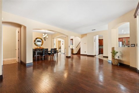 House in Kissimmee, Florida 6 bedrooms, 339.19 sq.m. № 1751515 - photo 7