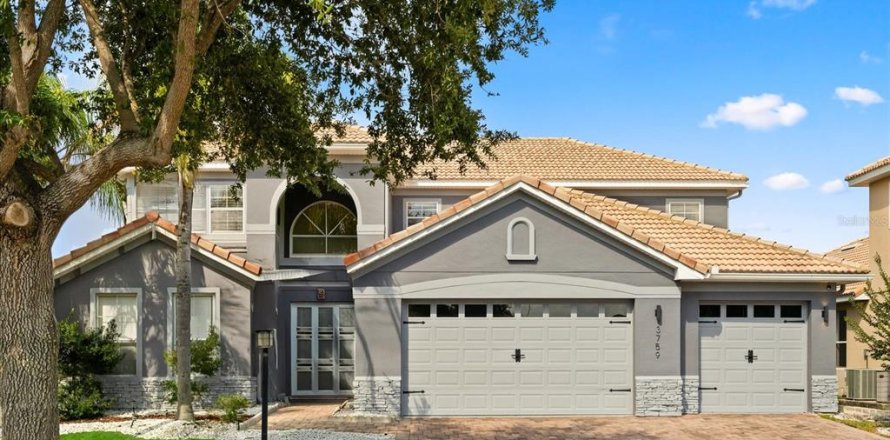 Casa en Kissimmee, Florida 6 dormitorios, 339.19 m2 № 1751515
