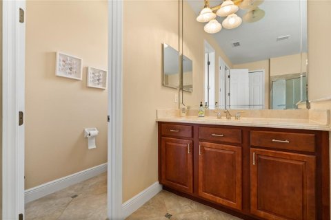 House in Kissimmee, Florida 6 bedrooms, 339.19 sq.m. № 1751515 - photo 17