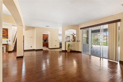 House in Kissimmee, Florida 6 bedrooms, 339.19 sq.m. № 1751515 - photo 4