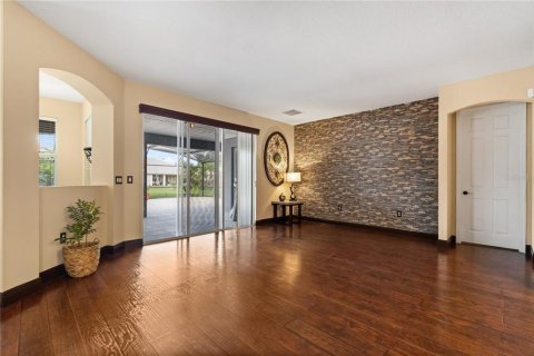 House in Kissimmee, Florida 6 bedrooms, 339.19 sq.m. № 1751515 - photo 6