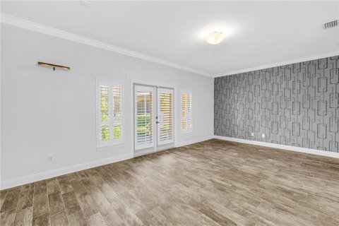 Townhouse in Saint Petersburg, Florida 3 bedrooms, 184.88 sq.m. № 2104934 - photo 8