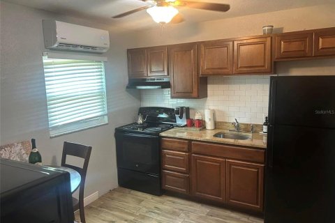 Appartement à louer à Saint Petersburg, Floride: 1 chambre, 41.81 m2 № 1857644 - photo 3