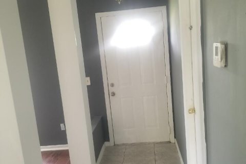 Casa en alquiler en Port St. Lucie, Florida, 3 dormitorios, 128.48 m2 № 2077384 - foto 2