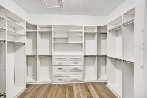 Villa ou maison à louer à Orlando, Floride: 6 chambres, 418.15 m2 № 1841790 - photo 26