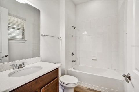 Villa ou maison à louer à Orlando, Floride: 6 chambres, 418.15 m2 № 1841790 - photo 20