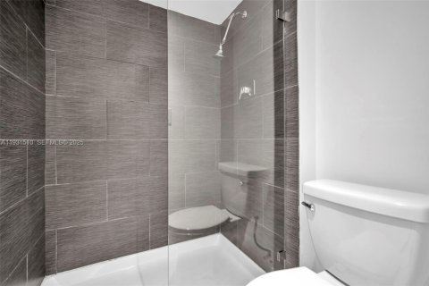 Condominio en venta en Aventura, Florida, 2 dormitorios, 109.9 m2 № 1990133 - foto 18