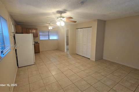 Снять в аренду виллу или дом в Холливуд, Флорида 51.1м2, № 1992686 - фото 2