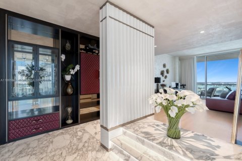 Copropriété à vendre à Bal Harbour, Floride: 3 chambres, 388.8 m2 № 1925741 - photo 18