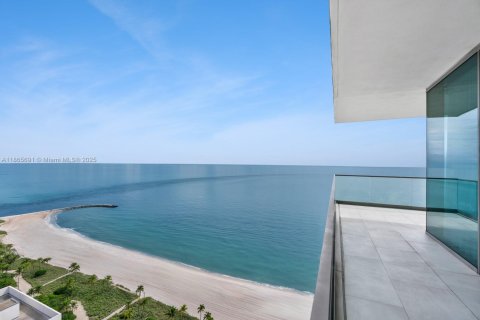 Copropriété à vendre à Bal Harbour, Floride: 3 chambres, 388.8 m2 № 1925741 - photo 7