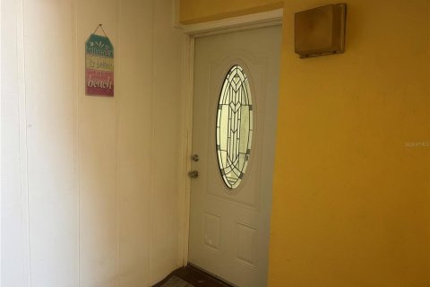 Condo in Saint Petersburg, Florida, 2 bedrooms  № 1784978 - photo 2