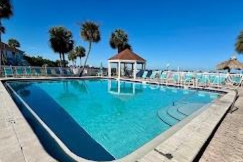 Condo in Saint Petersburg, Florida, 2 bedrooms  № 1784978 - photo 23