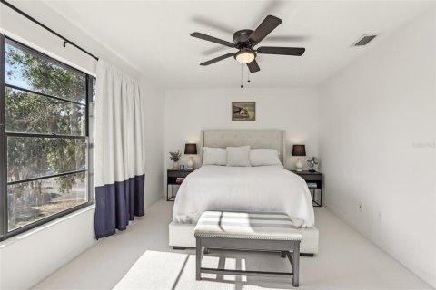 Villa ou maison à vendre à Brandon, Floride: 4 chambres, 218.04 m2 № 1725753 - photo 29