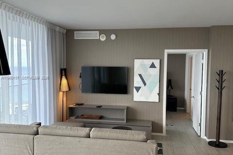 Купить кондоминиум в Холливуд, Флорида 2 спальни, 99.87м2, № 2005757 - фото 16