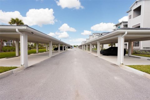 Condo in Venice, Florida, 2 bedrooms in WELLEN PARK  № 2378059 - photo 25