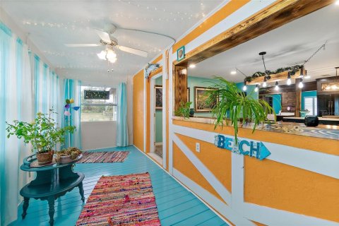 House in New Smyrna Beach, Florida 2 bedrooms, 137.31 sq.m. № 1570347 - photo 9