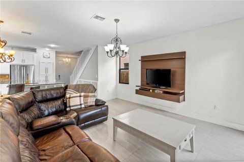 Villa ou maison à vendre à Homestead, Floride: 4 chambres, 164.25 m2 № 1928656 - photo 7