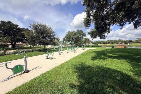 Villa ou maison à vendre à Port St. Lucie, Floride: 2 chambres, 110 m2 № 2426194 - photo 29