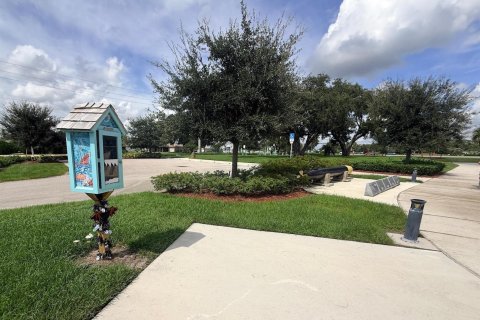 Villa ou maison à vendre à Port St. Lucie, Floride: 2 chambres, 110 m2 № 2426194 - photo 28
