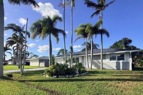 Villa ou maison à vendre à Port St. Lucie, Floride: 2 chambres, 110 m2 № 2426194 - photo 4