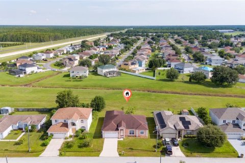Casa en venta en Kissimmee, Florida, 3 dormitorios, 174.28 m2 № 1838868 - foto 4