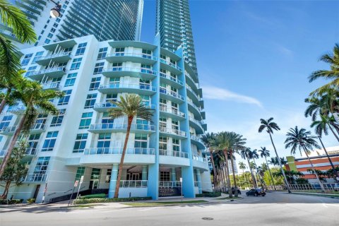 Condo in Miami, Florida, 1 bedroom  № 2026921 - photo 20