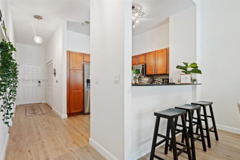 Купить кондоминиум в Майами, Флорида 1 комната, 101.64м2, № 1930423 - фото 9