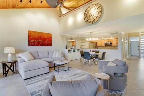 Adosado en venta en Palm Beach Gardens, Florida, 2 dormitorios, 138.52 m2 № 2240172 - foto 24