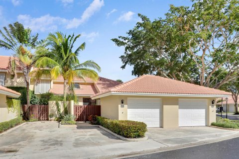 Adosado en venta en Palm Beach Gardens, Florida, 2 dormitorios, 138.52 m2 № 2240172 - foto 2