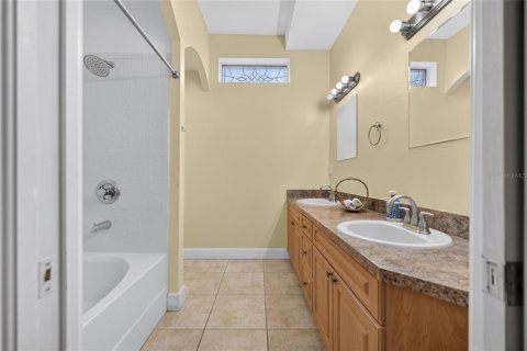 Casa en alquiler en Orlando, Florida, 3 dormitorios, 144.74 m2 № 2226689 - foto 23
