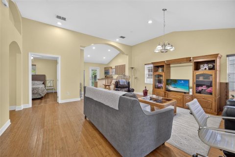 Casa en alquiler en Orlando, Florida, 3 dormitorios, 144.74 m2 № 2226689 - foto 6